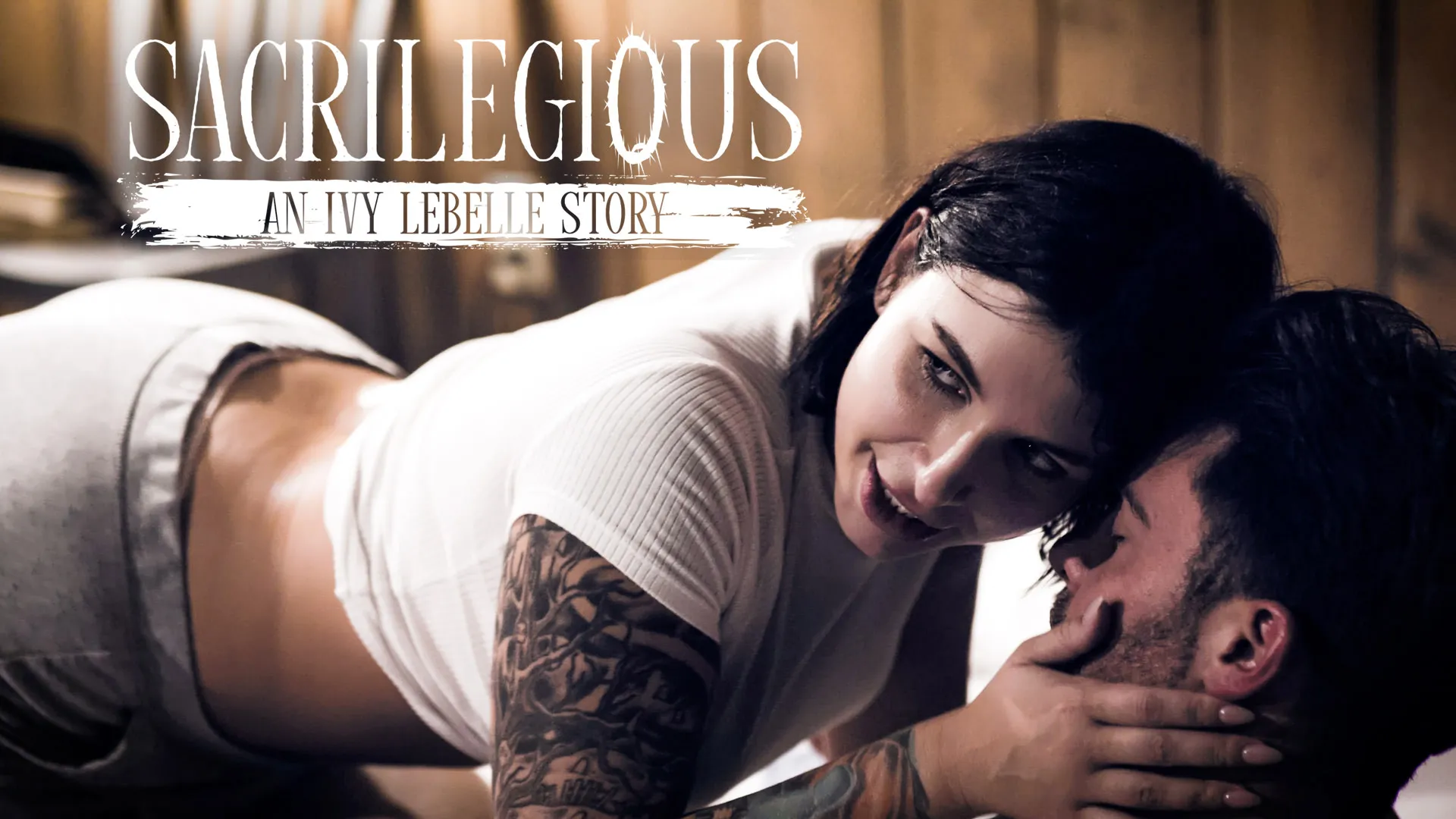 Sacrílego: Una historia de Ivy Lebelle (Sacrilegious: An Ivy Lebelle Story) – PureTaboo