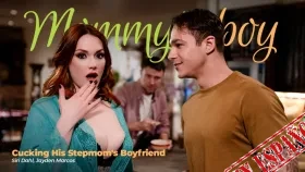 Follándome A Mi Madrastra Frente A Su Novio – (Cucking His Stepmom’s Boyfriend) – MommysBoy