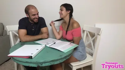 Cita De Estudio Con Su Hermanastro – (Study Date with Stepbro) – SlutInspection